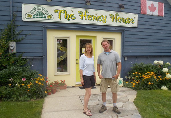 Keri and Al Lockhart - The Honey House - Beaver Valley Gold Honey